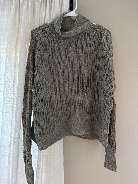 American Eagle Outfitters Sweaters - American eagle sage sweater